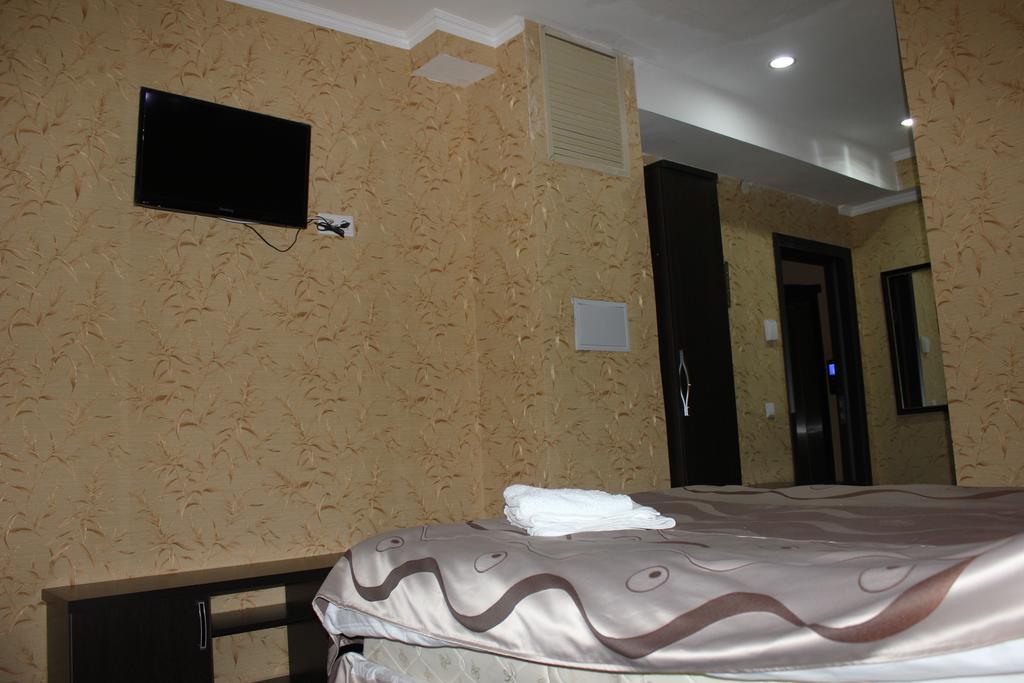 Home Hotel Astana Chambre photo