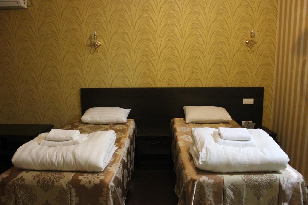 Home Hotel Astana Chambre photo