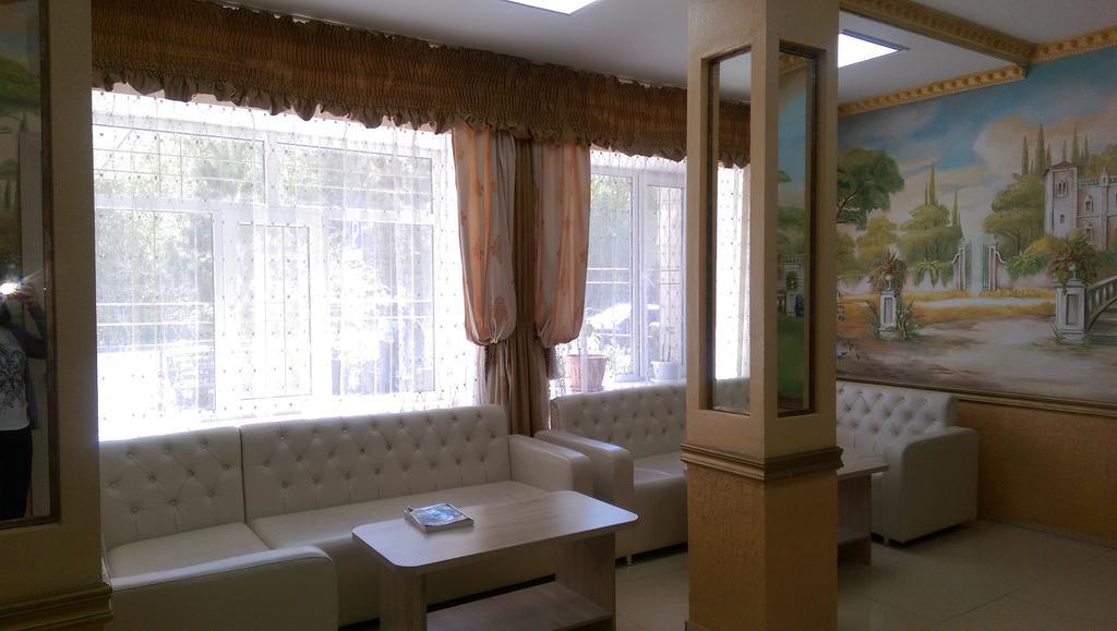 Home Hotel Astana Extérieur photo